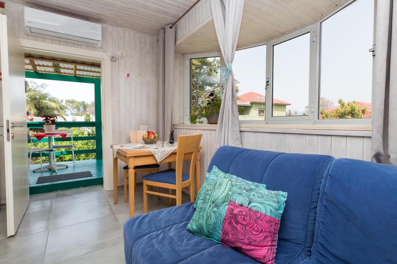 Leyad Hashmura Lodging Yesud HaMa'ala Esterno foto