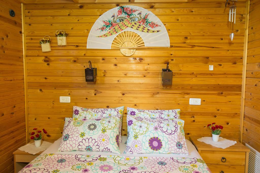 Leyad Hashmura Lodging Yesud HaMa'ala Esterno foto