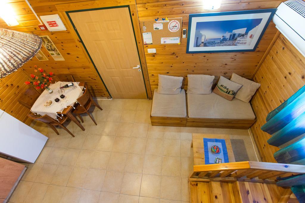 Leyad Hashmura Lodging Yesud HaMa'ala Esterno foto